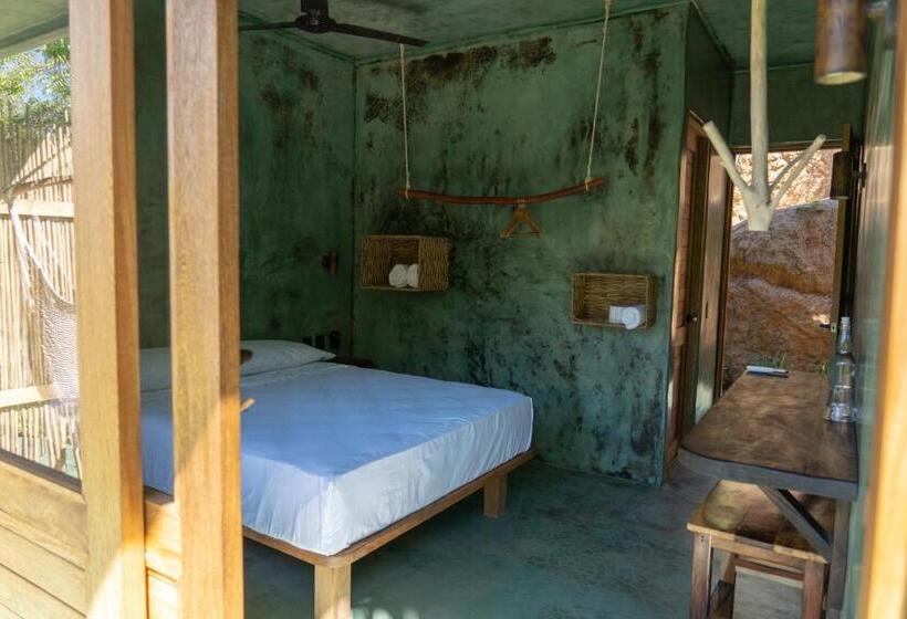 חדר דלוקס, Cocos