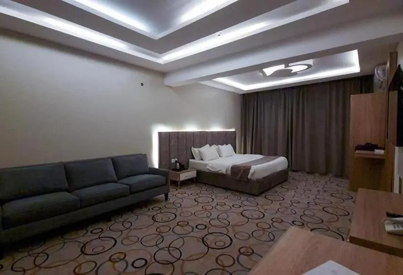 Deluxe-studio, Golden Alareen