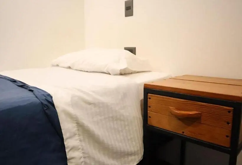 スタンダードルーム, Hostal Litoral