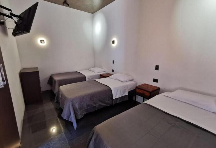 스탠다드 트리플 룸, Hostal Litoral