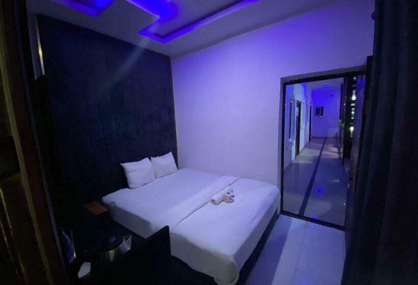 اتاق لوکس یک تخته, Palazzo Apartments