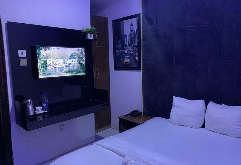 اتاق لوکس یک تخته, Palazzo Apartments