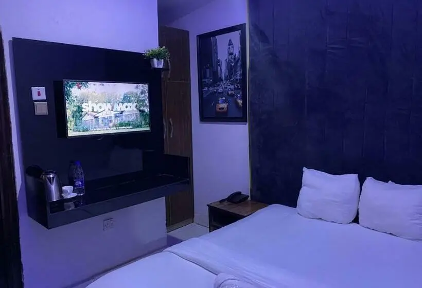 اتاق لوکس یک تخته, Palazzo Apartments