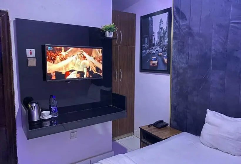 اتاق لوکس یک تخته, Palazzo Apartments