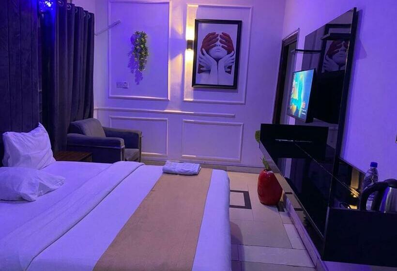 اتاق استاندارد, Palazzo Apartments