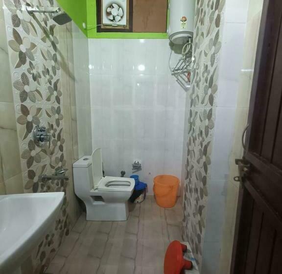 اتاق استاندارد, Rudraksha Hotel & Restaurant By Wb Inn