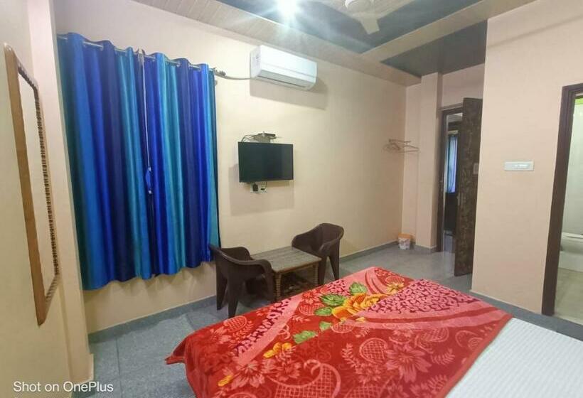 اتاق استاندارد, Rudraksha Hotel & Restaurant By Wb Inn