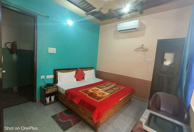 اتاق استاندارد, Rudraksha Hotel & Restaurant By Wb Inn
