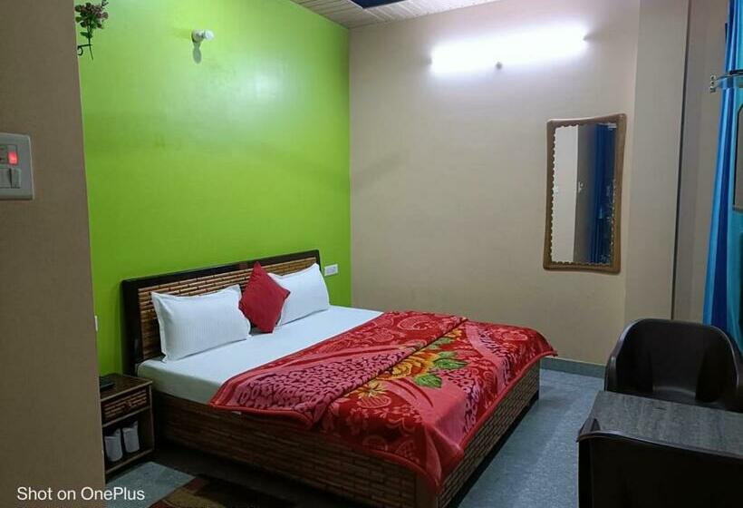 اتاق استاندارد, Rudraksha Hotel & Restaurant By Wb Inn