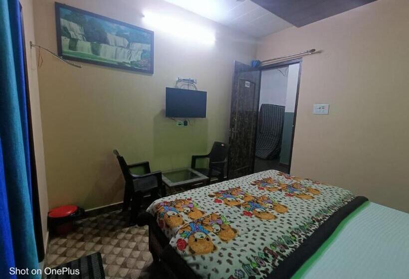 اتاق استاندارد, Rudraksha Hotel & Restaurant By Wb Inn