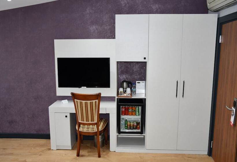 סוויטה משפחתית, Hmz Luxury