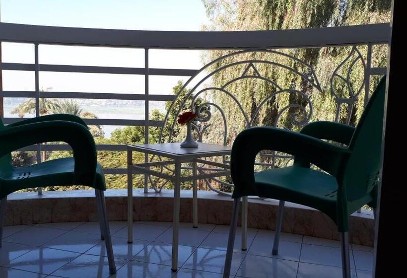 バルコニー付きスタンダードルーム, New Pola