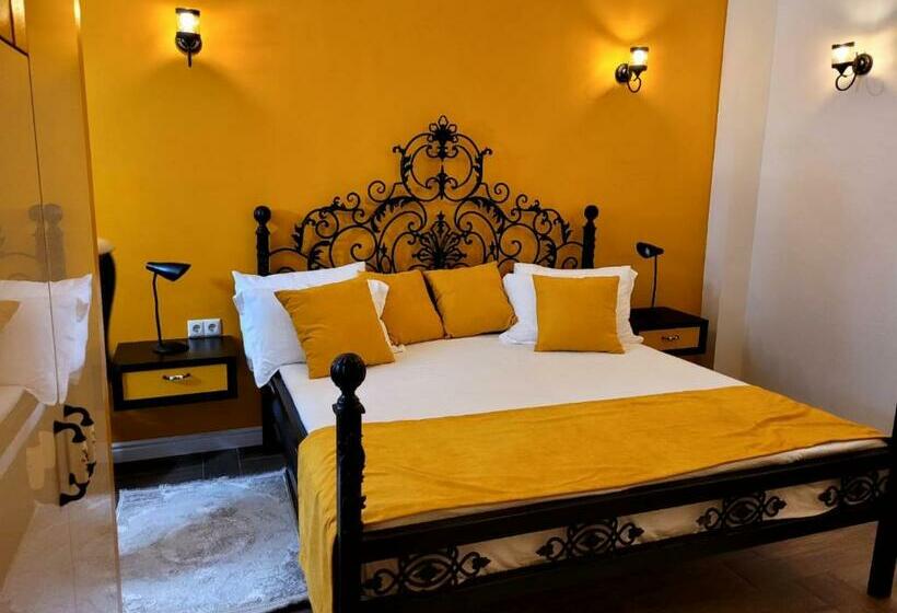 سوئیت با تخت بزرگ, River Boutique