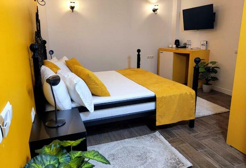 سوئیت با تخت بزرگ, River Boutique
