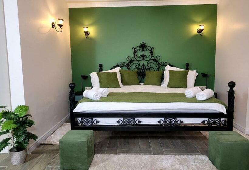 اتاق لوکس, River Boutique