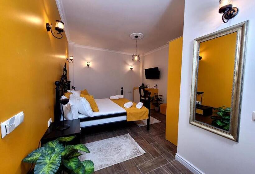 اتاق لوکس, River Boutique