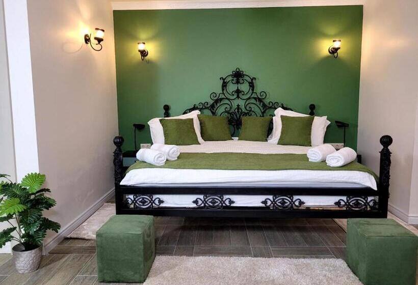 اتاق استاندارد با بالکن, River Boutique