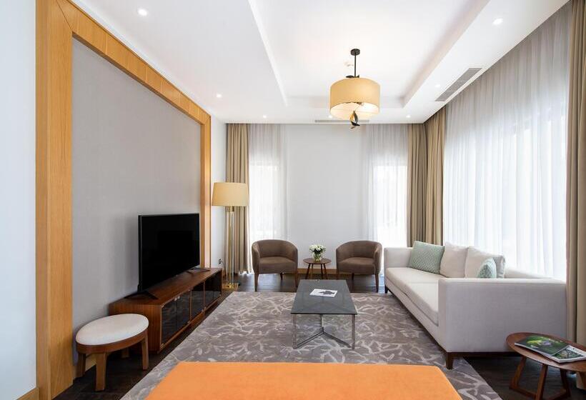 ‫فيلا غرفة نوم واحدة, Rixos Park Belek, The Land of Legends Access