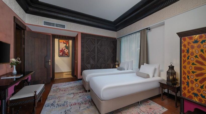 جناح مزود بجاكوزى, Rixos Park Belek, The Land of Legends Access