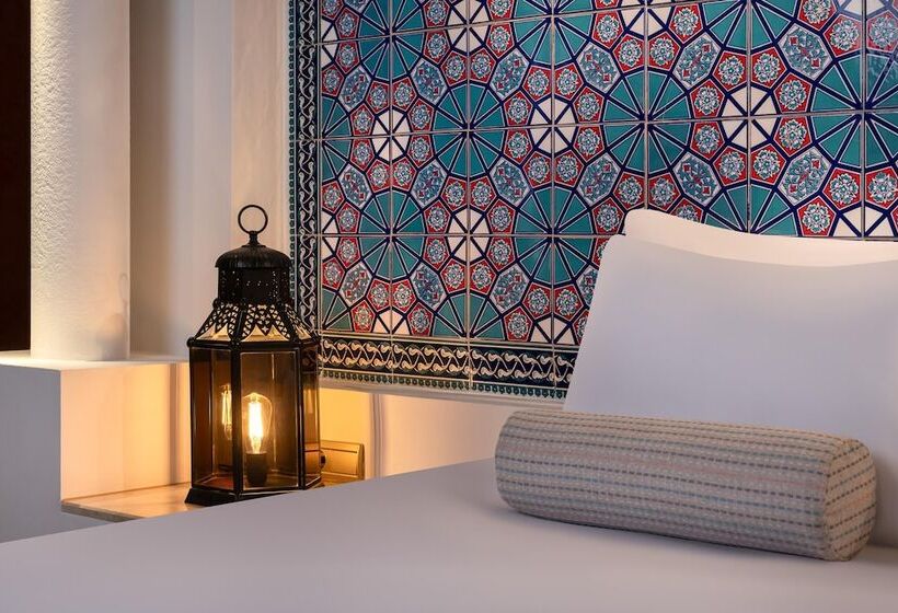 جناح مزود بجاكوزى, Rixos Park Belek, The Land of Legends Access