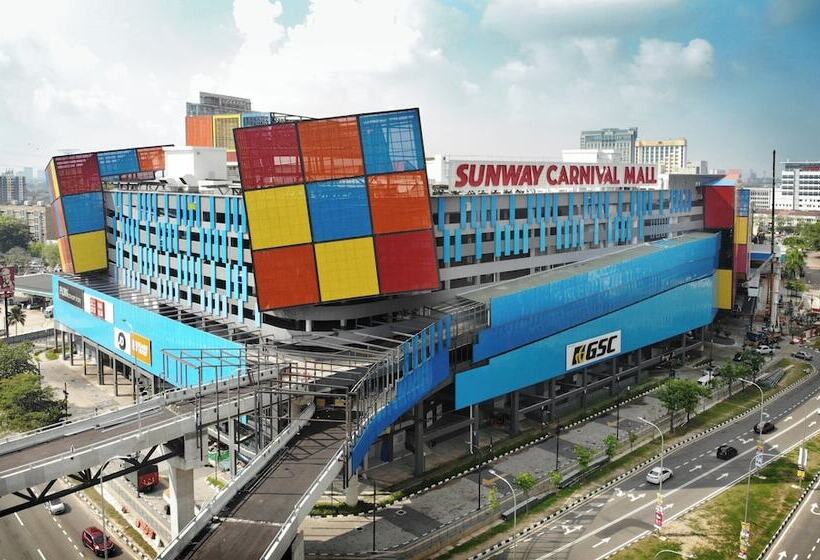 חדר סופריור, The Bagan Suite