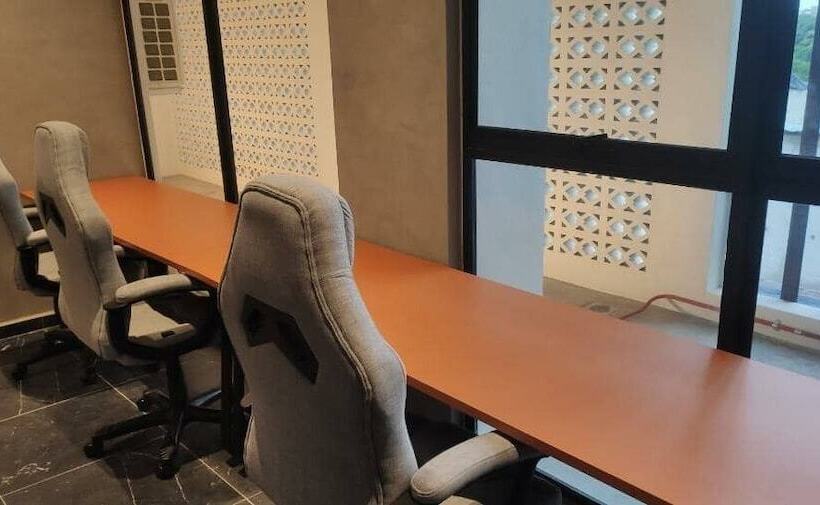 חדר דלוקס, The Bagan Suite