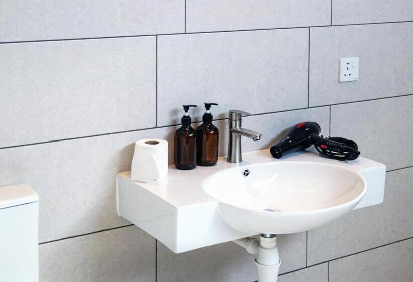 חדר סופריור, The Bagan Suite