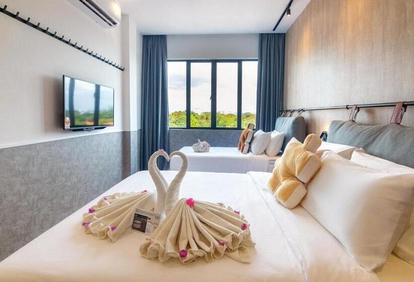 חדר משפחתי, The Bagan Suite