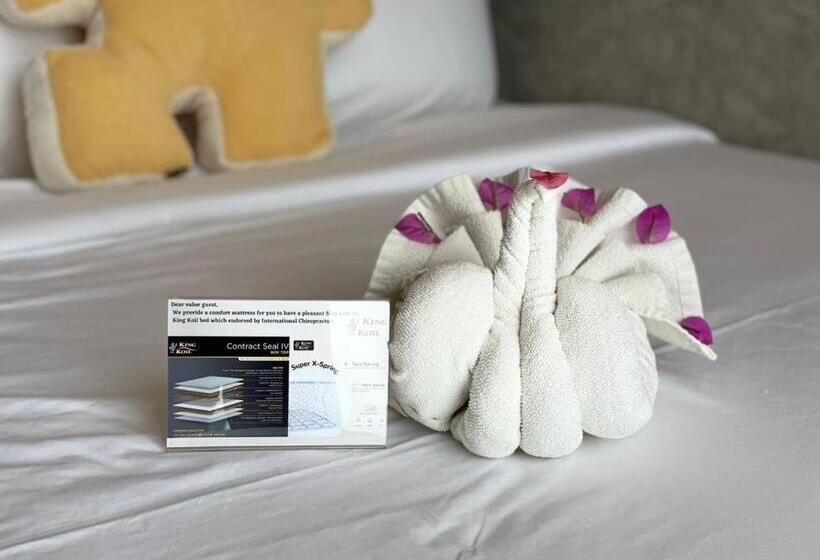 חדר דלוקס לשלושה, The Bagan Suite