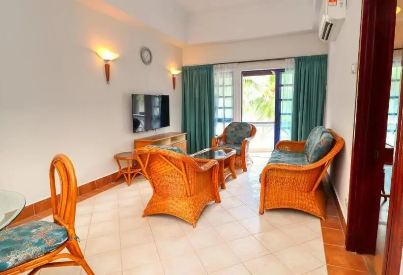 2 Bedroom Apartment with Views, Long Sands Port Dickson