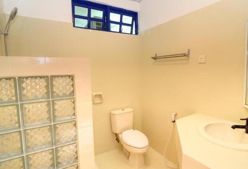 Apartamento 3 Quartos, Long Sands Port Dickson