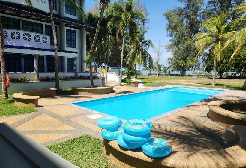 Apartamento 3 Quartos, Long Sands Port Dickson