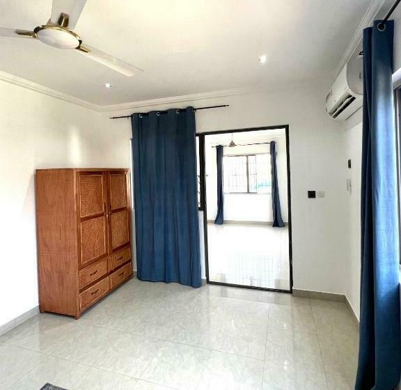 غرفة قياسية, The Dzorwulu Castle A Villa With Private Rooms