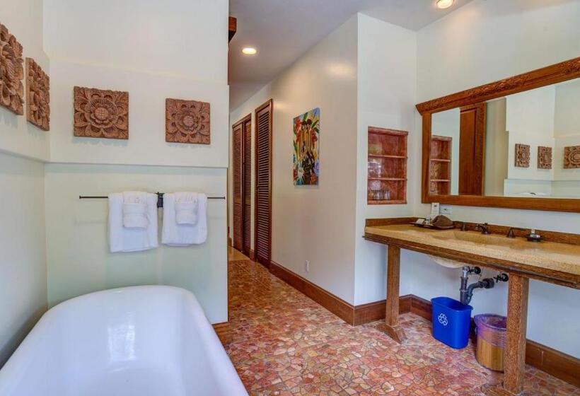 חדר סטנדרט, Ho'oilo House