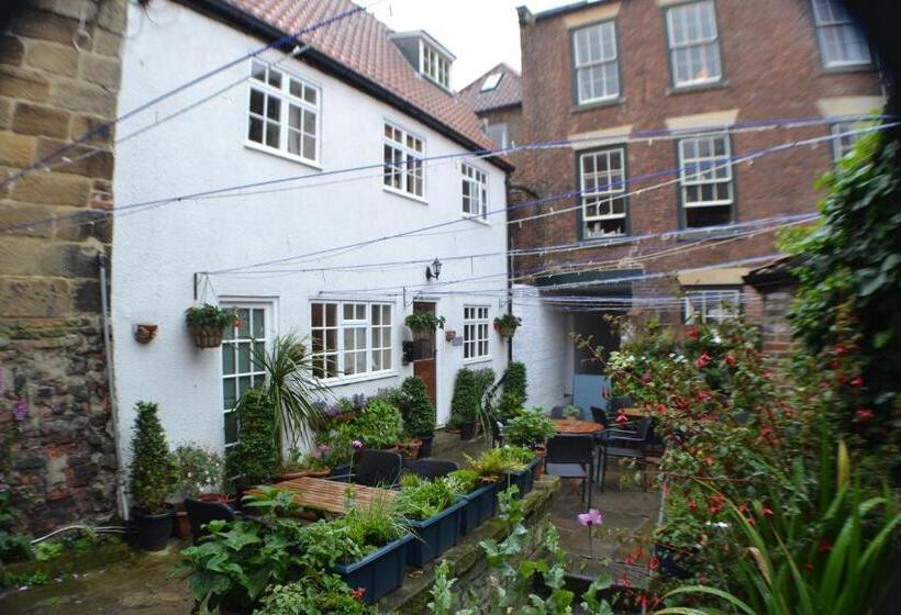 בית, 2 חדרי שינה, Sanders Yard