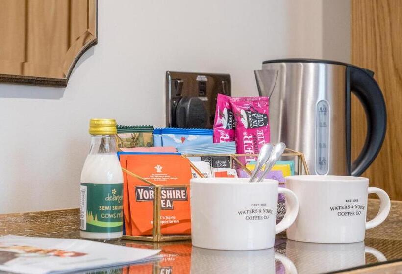 غرفة قياسية سرير كينج, The Bridge House Henley