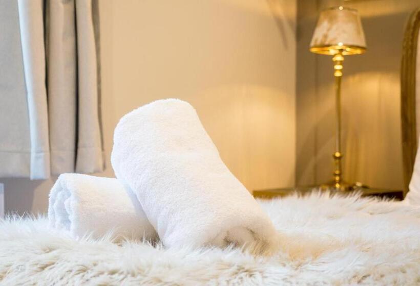 غرفة قياسية سرير كينج, The Bridge House Henley