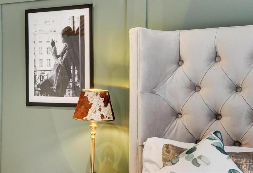 غرفة عائلية, The Bridge House Henley