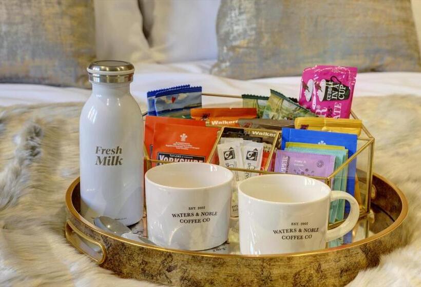 غرفة قياسية, The Bridge House Henley