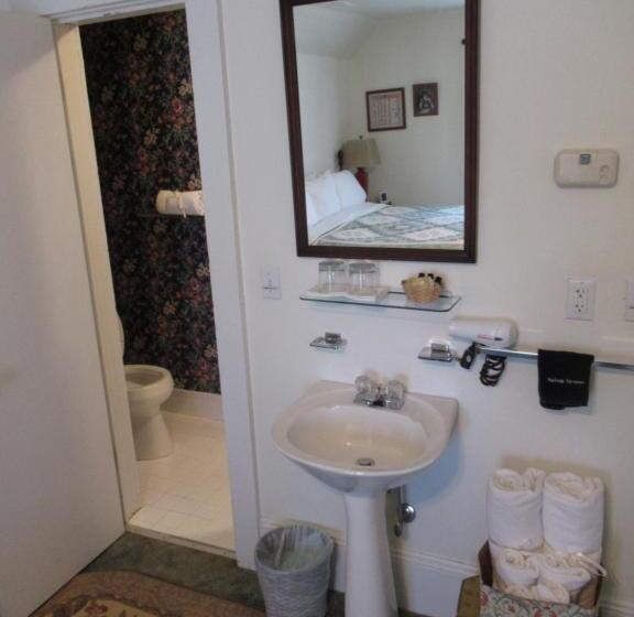 带大床的标准间, Carrier Houses Bed & Breakfast