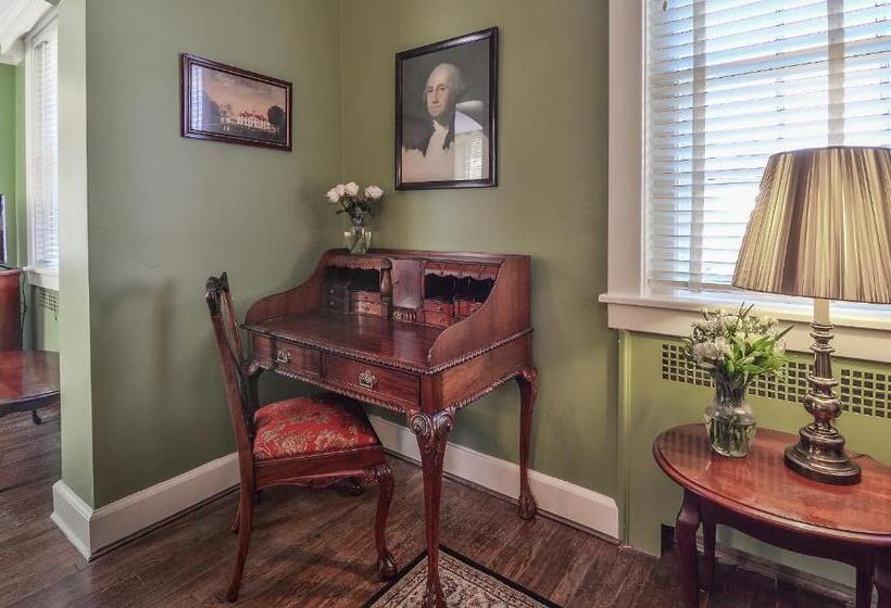 Номер Стандарт, Cedars Of Williamsburg Bed & Breakfast