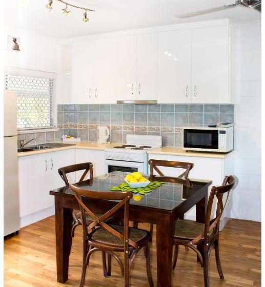 Апартаменты Премиум 1 Спальня, Clifton Sands Holiday Apartments