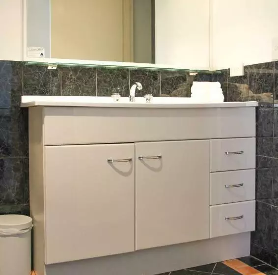 آپارتمان 1 خوابه با بالکن, De Ville Apartments