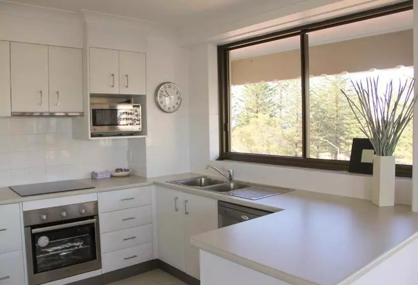 آپارتمان 1 خوابه با بالکن, De Ville Apartments