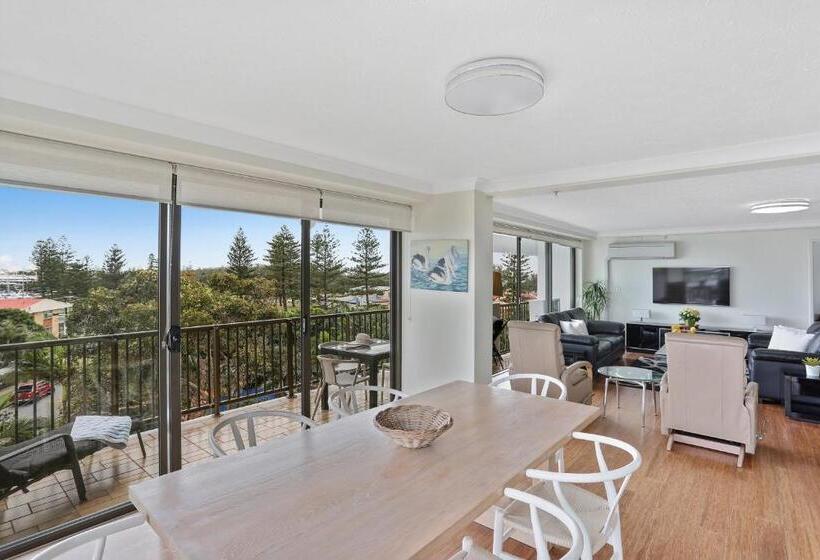 شقة 3 غرف, De Ville Apartments