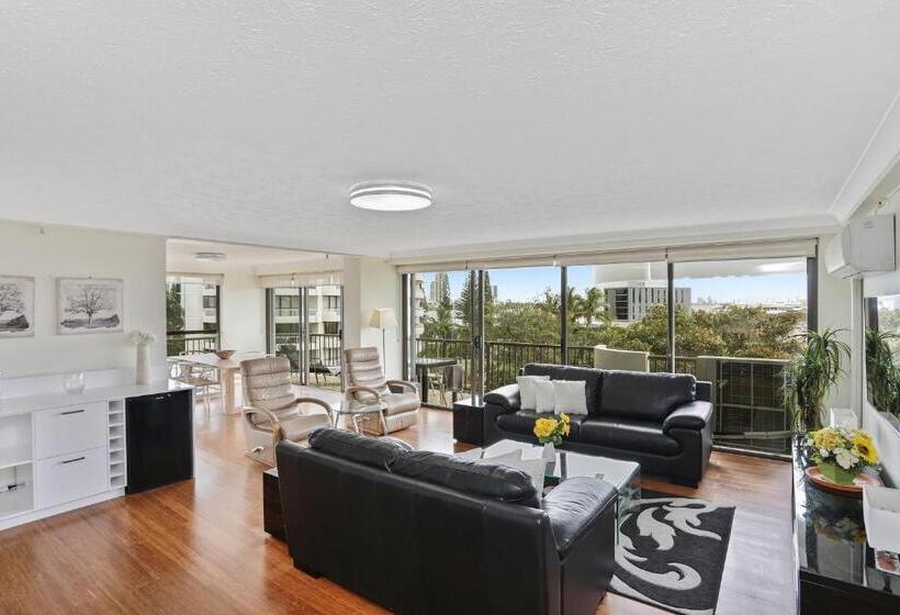 شقة 3 غرف, De Ville Apartments