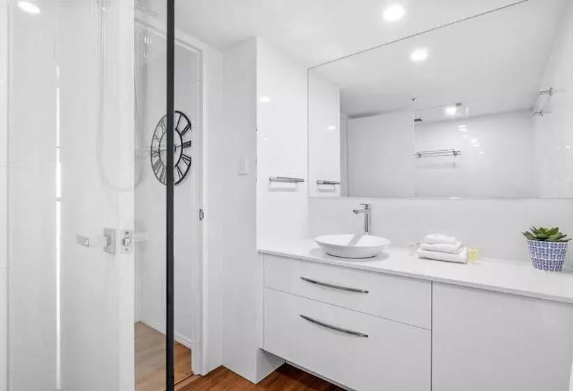 آپارتمان مدیریتی 2 خوابه, De Ville Apartments