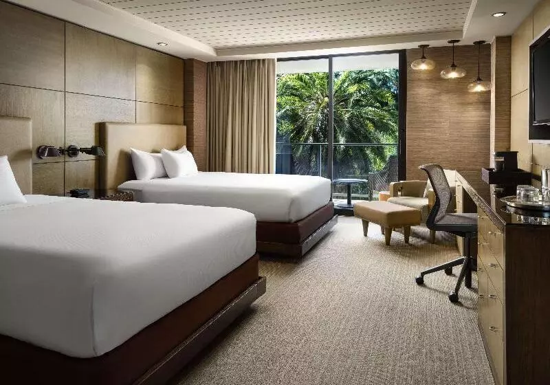 سوییت با چشم‌انداز دریا, Hodges Bay Resort & Spa