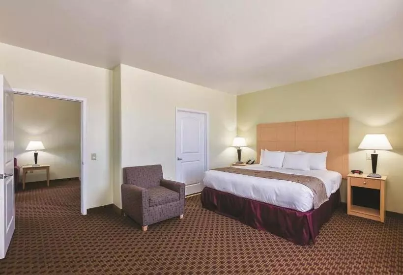 キングサイズベッドのスタンダードルーム, La Quinta By Wyndham Odessa North