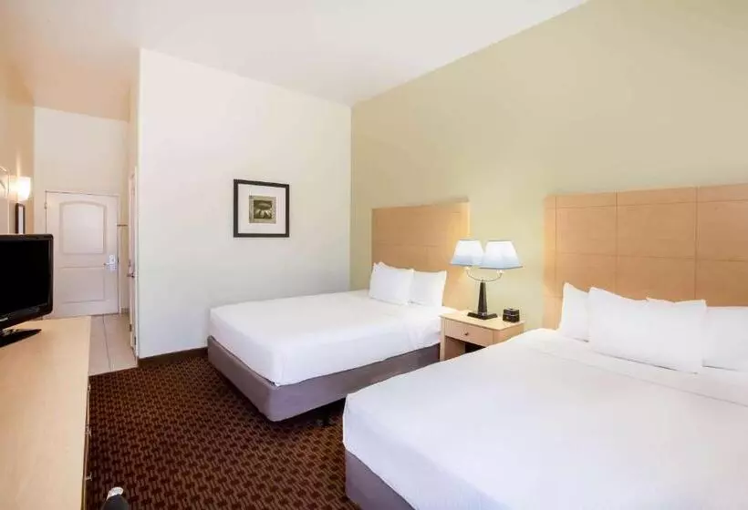 身障者適用スタンダードルーム, La Quinta By Wyndham Odessa North